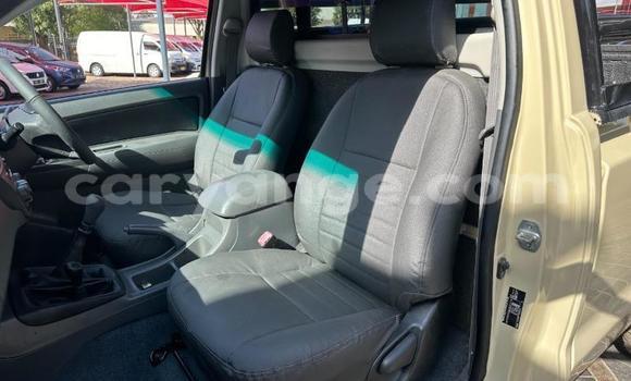 Buy Used Toyota Hilux Beige Car in Grootfontein in Namibia Buy Used Toyota Hilux Beige Car in Grootfontein in Namibia
