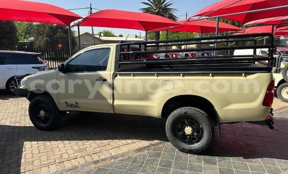Buy Used Toyota Hilux Beige Car in Grootfontein in Namibia Buy Used Toyota Hilux Beige Car in Grootfontein in Namibia