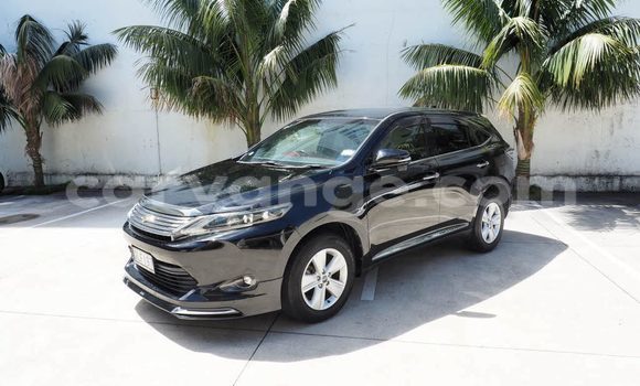 Buy Used Toyota Harrier Black Car in Windhoek in Namibia