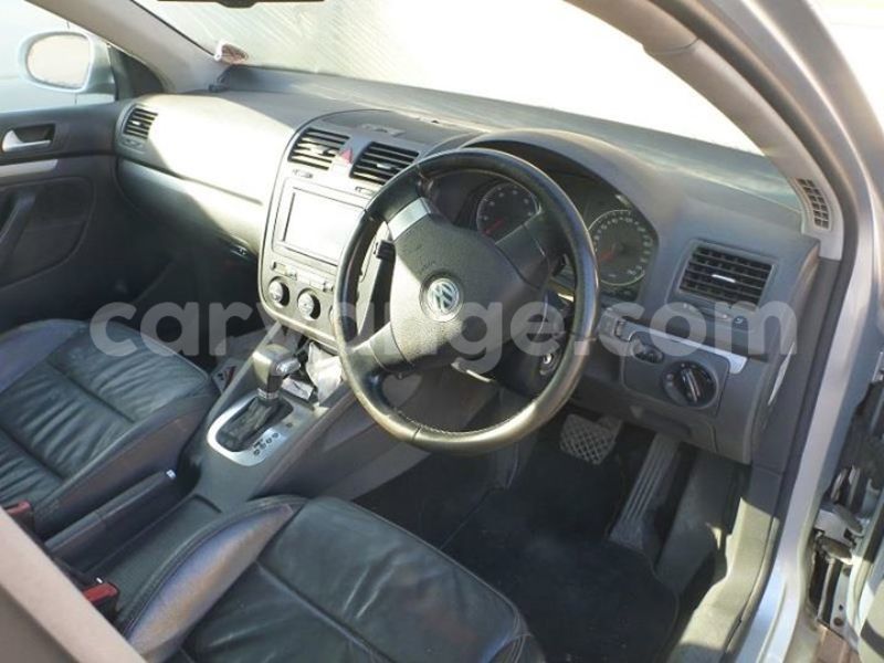 Big with watermark 13615404 296476364031710 9068974938776743896 n