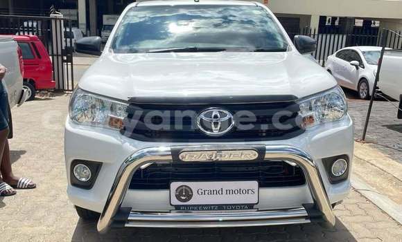 Acheter Occasion Voiture Toyota Voltz Blanc à Windhoek, Namibie