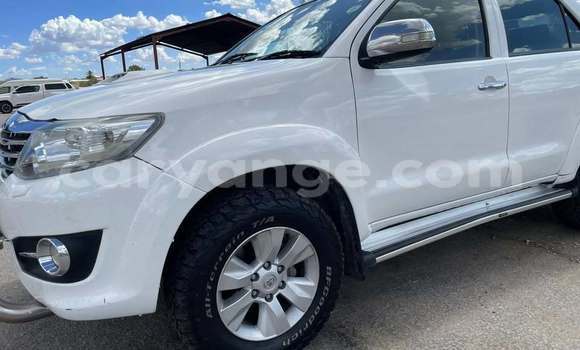 Buy Used Toyota Fortuner White Car in Windhoek in Namibia