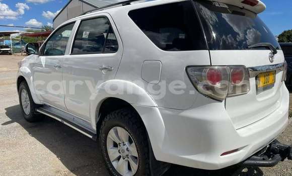 Buy Used Toyota Fortuner White Car in Windhoek in Namibia Buy Used Toyota Fortuner White Car in Windhoek in Namibia