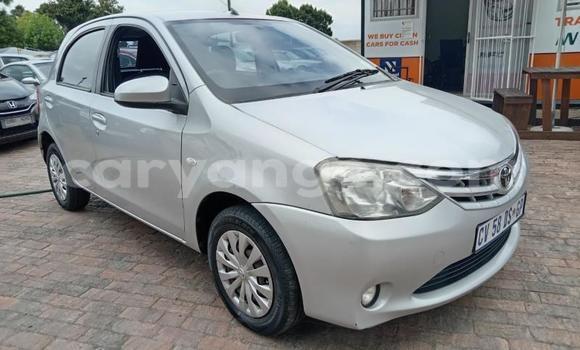 Acheter Occasion Voiture Toyota Etios Gris à Gobabis, Omaheke Acheter Occasion Voiture Toyota Etios Gris à Gobabis, Omaheke