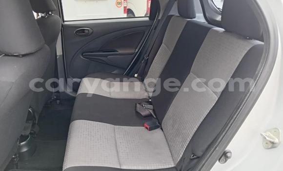Acheter Occasion Voiture Toyota Etios Gris à Gobabis, Omaheke Acheter Occasion Voiture Toyota Etios Gris à Gobabis, Omaheke