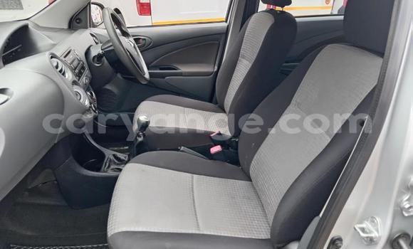 Acheter Occasion Voiture Toyota Etios Gris à Gobabis, Omaheke Acheter Occasion Voiture Toyota Etios Gris à Gobabis, Omaheke