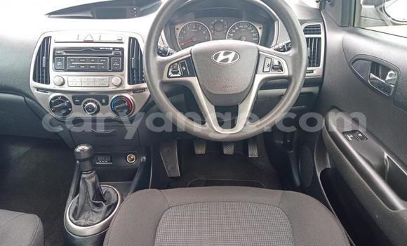 Acheter Occasion Voiture Hyundai I20 Blanc à Gobabis, Omaheke Acheter Occasion Voiture Hyundai I20 Blanc à Gobabis, Omaheke