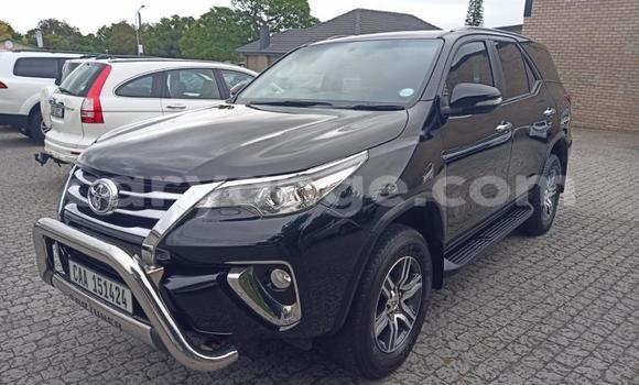 Acheter Occasion Voiture Toyota Fortuner Noir à Gobabis, Omaheke Acheter Occasion Voiture Toyota Fortuner Noir à Gobabis, Omaheke