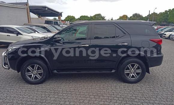 Acheter Occasion Voiture Toyota Fortuner Noir à Gobabis, Omaheke Acheter Occasion Voiture Toyota Fortuner Noir à Gobabis, Omaheke