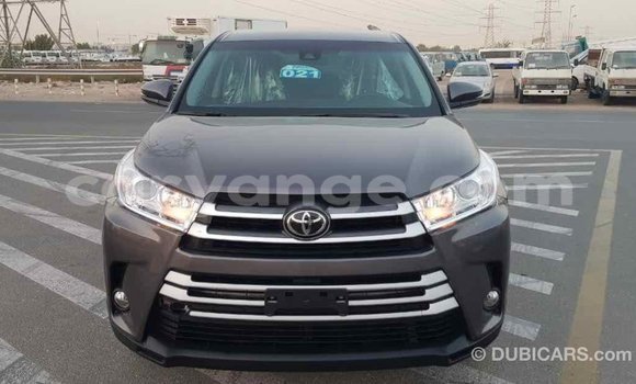 Acheter Import Voiture Toyota Highlander Autre à Import - Dubai, Namibie Acheter Import Voiture Toyota Highlander Autre à Import - Dubai, Namibie