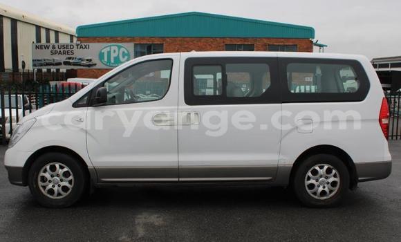 Buy Used Hyundai H1 White Car in Windhoek in Namibia Buy Used Hyundai H1 White Car in Windhoek in Namibia