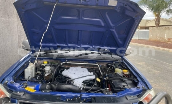 Acheter Occasion Voiture Isuzu KB Bleu à Windhoek, Namibie Acheter Occasion Voiture Isuzu KB Bleu à Windhoek, Namibie