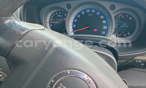 Acheter Occasion Voiture Isuzu KB Bleu à Windhoek, Namibie Acheter Occasion Voiture Isuzu KB Bleu à Windhoek, Namibie