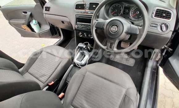 Acheter Occasion Voiture Volkswagen Polo Noir à Grootfontein, Namibie Acheter Occasion Voiture Volkswagen Polo Noir à Grootfontein, Namibie