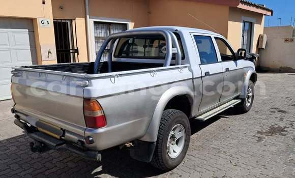 Acheter Occasion Voiture Mitsubishi Delica D:2 Blanc à Windhoek, Namibie Acheter Occasion Voiture Mitsubishi Delica D:2 Blanc à Windhoek, Namibie