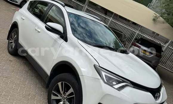 Acheter Occasion Voiture Toyota RAV4 Blanc à Windhoek, Namibie Acheter Occasion Voiture Toyota RAV4 Blanc à Windhoek, Namibie