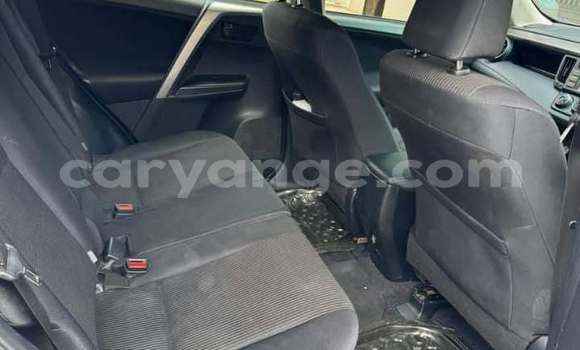 Acheter Occasion Voiture Toyota RAV4 Blanc à Windhoek, Namibie Acheter Occasion Voiture Toyota RAV4 Blanc à Windhoek, Namibie