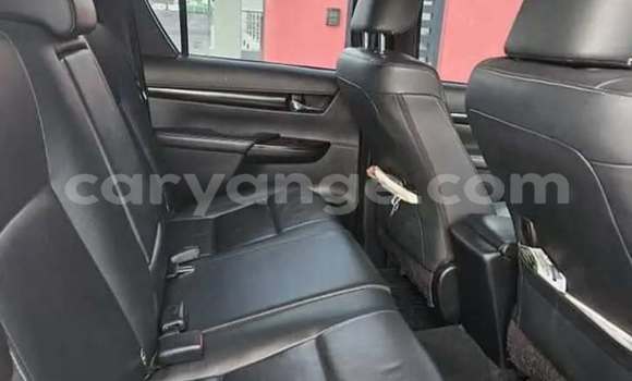 Acheter Occasion Voiture Toyota Hilux Blanc à Windhoek, Namibie Acheter Occasion Voiture Toyota Hilux Blanc à Windhoek, Namibie