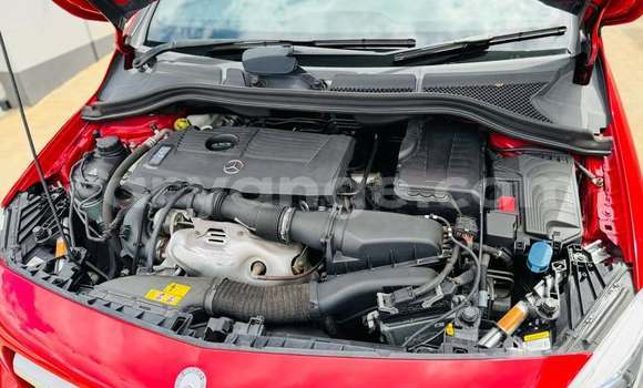 Acheter Occasion Voiture Mercedes-Benz B–Class Rouge à Windhoek, Namibie Acheter Occasion Voiture Mercedes-Benz B–Class Rouge à Windhoek, Namibie