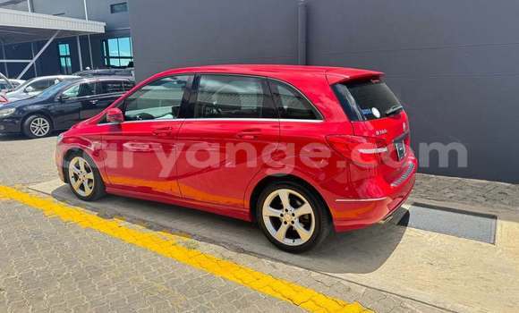 Acheter Occasion Voiture Mercedes-Benz AMG GLE Rouge à Windhoek, Namibie Acheter Occasion Voiture Mercedes-Benz AMG GLE Rouge à Windhoek, Namibie