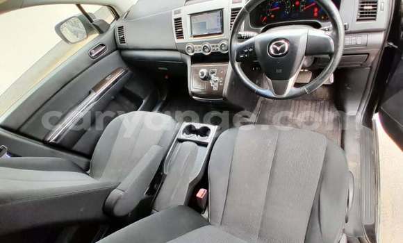 Acheter Occasion Voiture Mazda MPV Noir à Windhoek, Namibie Acheter Occasion Voiture Mazda MPV Noir à Windhoek, Namibie