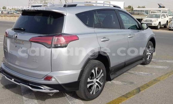 Acheter Import Voiture Toyota RAV4 Autre à Import - Dubai, Namibie Acheter Import Voiture Toyota RAV4 Autre à Import - Dubai, Namibie