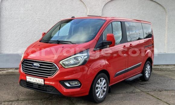 Acheter Occasion Voiture Ford Tourneo Custom Rouge à Windhoek, Namibie