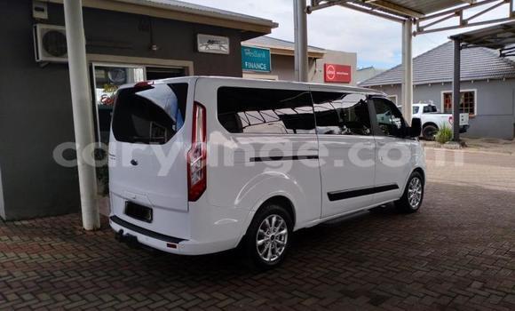 Buy Used Ford Tourneo Custom White Car in Walvis Bay in Namibia Buy Used Ford Tourneo Custom White Car in Walvis Bay in Namibia