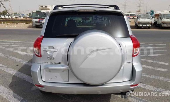 Acheter Import Voiture Toyota RAV4 Autre à Import - Dubai, Namibie Acheter Import Voiture Toyota RAV4 Autre à Import - Dubai, Namibie