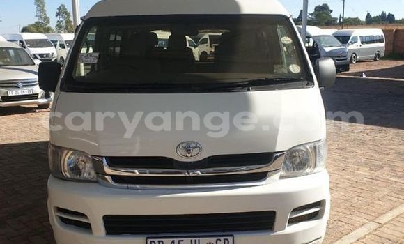 Buy Used Toyota Hi Ace White Car in Windhoek in Namibia Buy Used Toyota Hi Ace White Car in Windhoek in Namibia