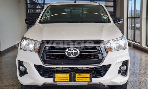 Buy Used Toyota Hilux White Car in Gobabis in Omaheke Buy Used Toyota Hilux White Car in Gobabis in Omaheke