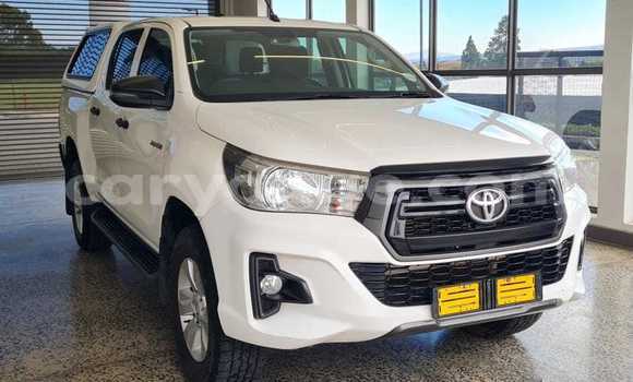 Buy Used Toyota Hilux White Car in Gobabis in Omaheke Buy Used Toyota Hilux White Car in Gobabis in Omaheke