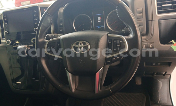 Buy Used Toyota Hi Ace White Car in Gobabis in Omaheke Buy Used Toyota Hi Ace White Car in Gobabis in Omaheke