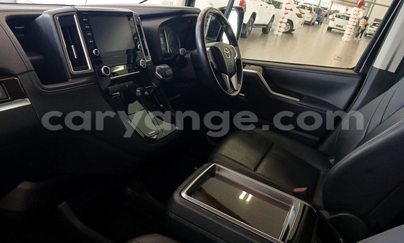 Buy Used Toyota Hi Ace White Car in Gobabis in Omaheke Buy Used Toyota Hi Ace White Car in Gobabis in Omaheke