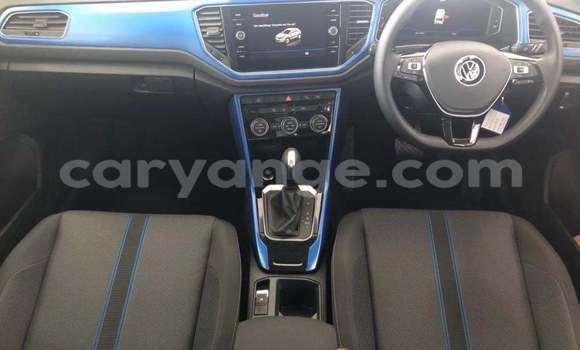 Buy Used Volkswagen T-Roc White Car in Gobabis in Omaheke Buy Used Volkswagen T-Roc White Car in Gobabis in Omaheke