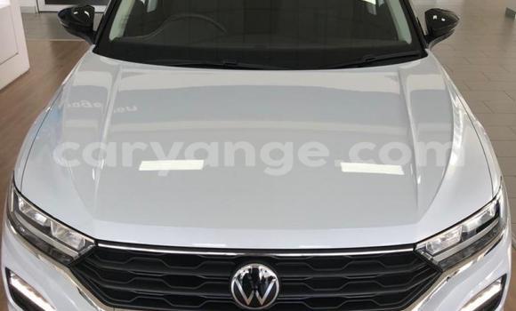 Buy Used Volkswagen T-Roc White Car in Gobabis in Omaheke Buy Used Volkswagen T-Roc White Car in Gobabis in Omaheke