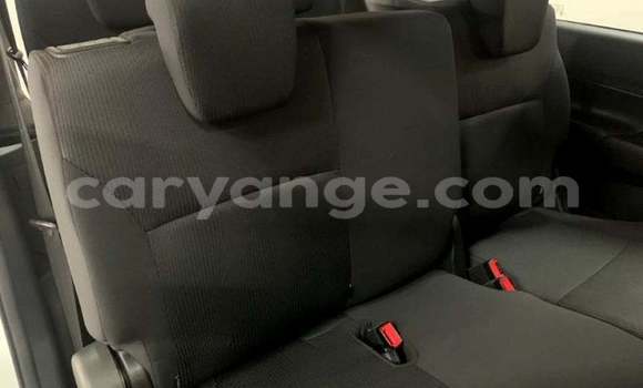 Buy Used Suzuki Ertiga White Car in Gobabis in Omaheke Buy Used Suzuki Ertiga White Car in Gobabis in Omaheke