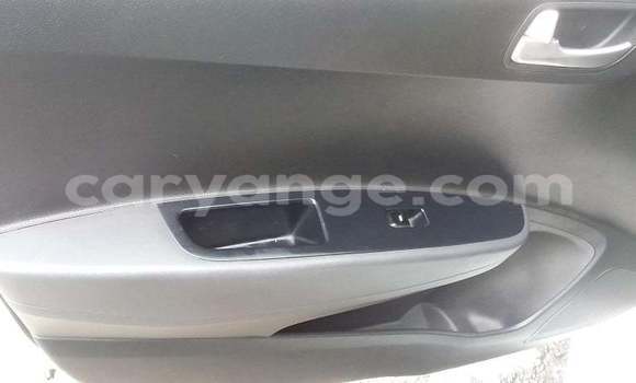 Buy Used Hyundai i10 White Car in Gobabis in Omaheke Buy Used Hyundai i10 White Car in Gobabis in Omaheke