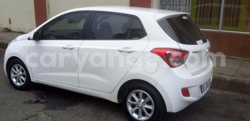 Big with watermark hyundai i10 omaheke gobabis 24226