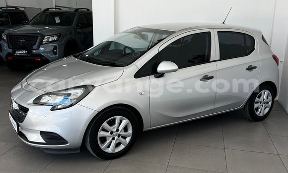 Acheter Occasion Voiture Opel Corsa Gris à Gobabis, Omaheke Acheter Occasion Voiture Opel Corsa Gris à Gobabis, Omaheke