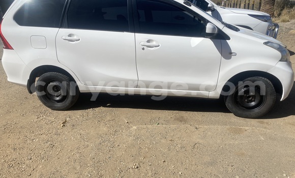 Buy Used Toyota Avanza White Car in Windhoek in Namibia