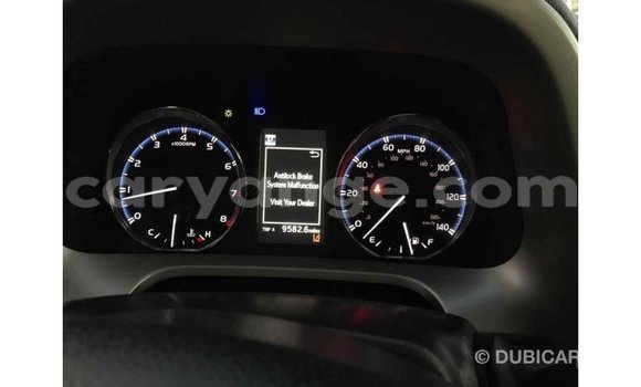 Acheter Import Voiture Toyota RAV4 Noir à Import - Dubai, Namibie Acheter Import Voiture Toyota RAV4 Noir à Import - Dubai, Namibie