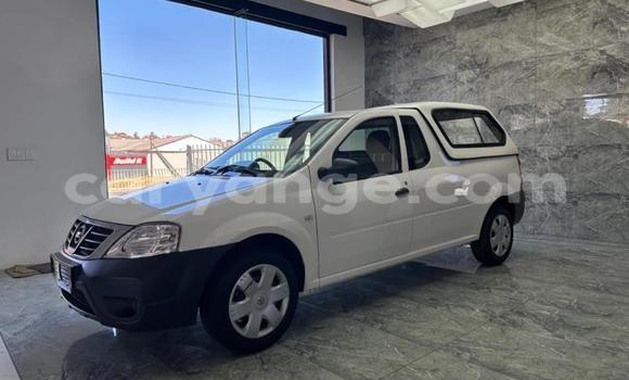 Acheter Occasion Voiture Nissan NV200 Blanc à Gobabis, Omaheke