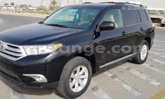 Acheter Import Voiture Toyota Highlander Noir à Import - Dubai, Namibie Acheter Import Voiture Toyota Highlander Noir à Import - Dubai, Namibie