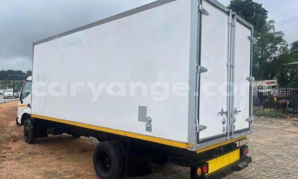 Buy Used Toyota Dyna White Truck in Windhoek in Namibia Buy Used Toyota Dyna White Truck in Windhoek in Namibia