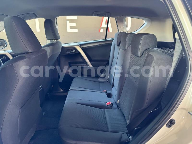 Big with watermark toyota rav4 namibia windhoek 24374