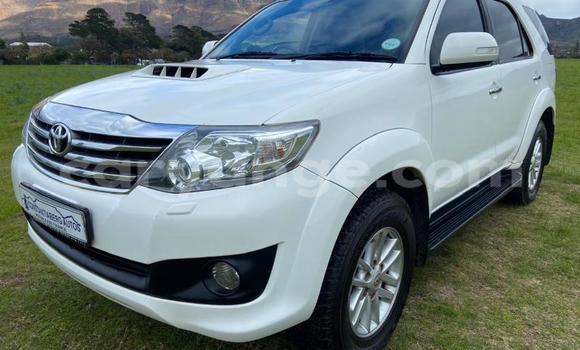 Buy Used Toyota Fortuner White Car in Henties Bay in Erongo Buy Used Toyota Fortuner White Car in Henties Bay in Erongo