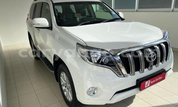 Acheter Occasion Voiture Toyota Land Cruiser Prado Blanc à Gobabis, Omaheke Acheter Occasion Voiture Toyota Land Cruiser Prado Blanc à Gobabis, Omaheke