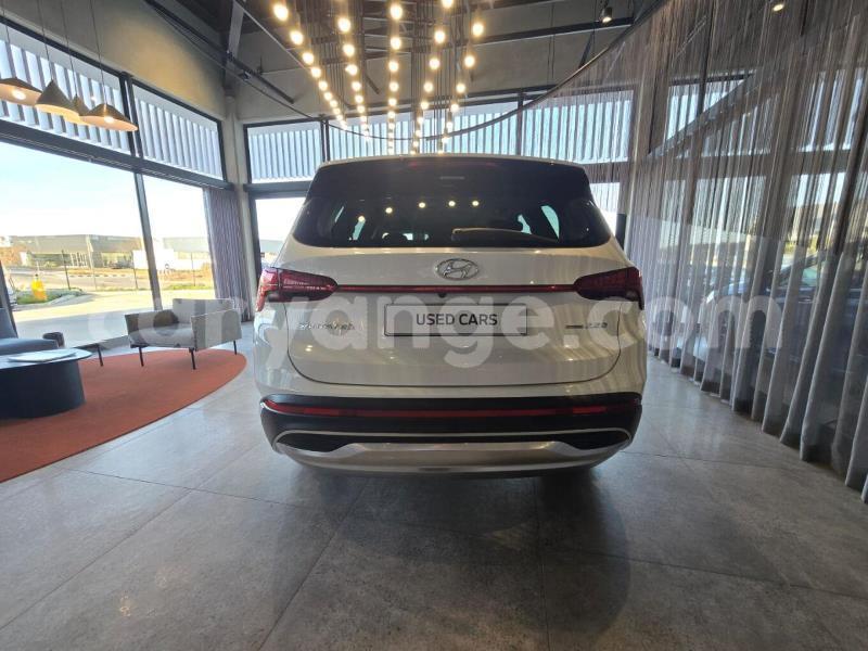 Big with watermark hyundai santa fe omaheke gobabis 24387