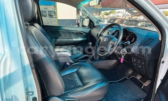 Buy Used Toyota Hilux White Car in Windhoek in Namibia Buy Used Toyota Hilux White Car in Windhoek in Namibia